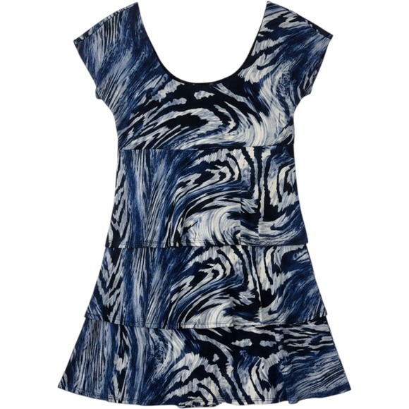 Tiana B. Dresses & Skirts - Tiana B Blue Black Swirled Marble Empire Waist Cap Sleeve Tiered Dress Sz M